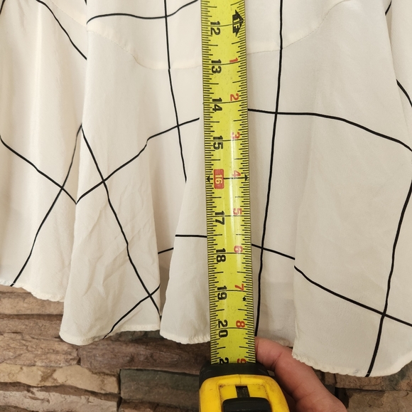 Club Monaco Windowpane Print (SILK) - Picture 6 of 7